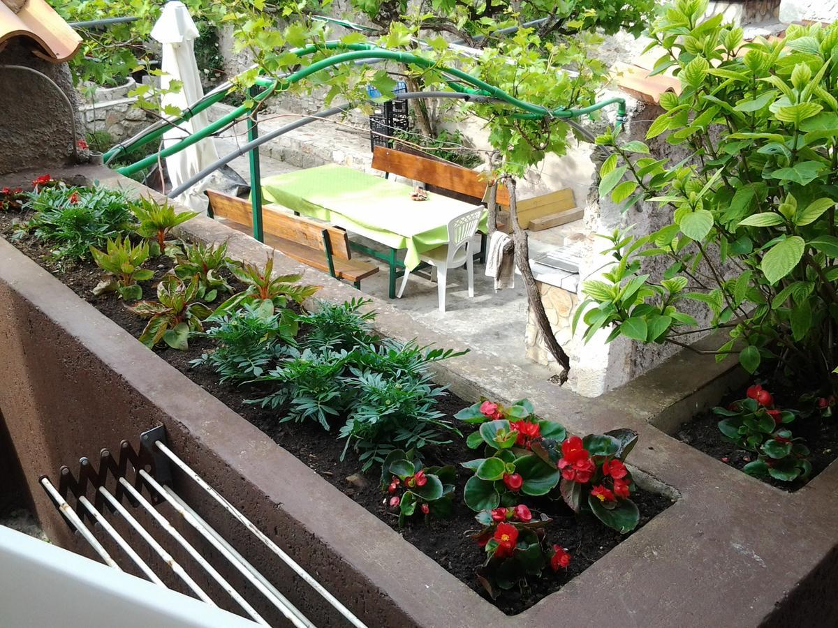 Apartment Mira Cres Exterior foto